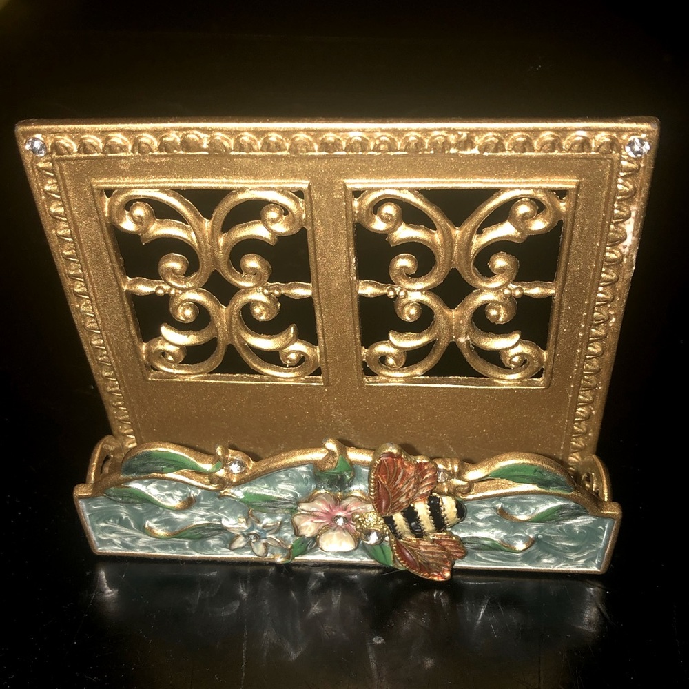 FREE w/ purchase 💋Business Card Holder 🌸🐝